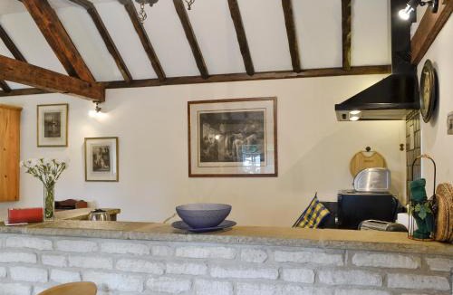 Ampney Crucis House | Bakery Cottage