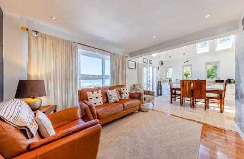 Prestatyn House | Baobab Lodge