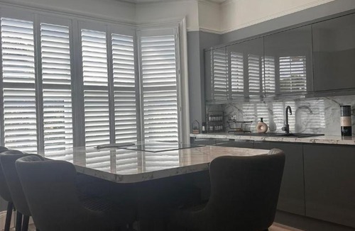Eastbourne Apartment | Barbarella