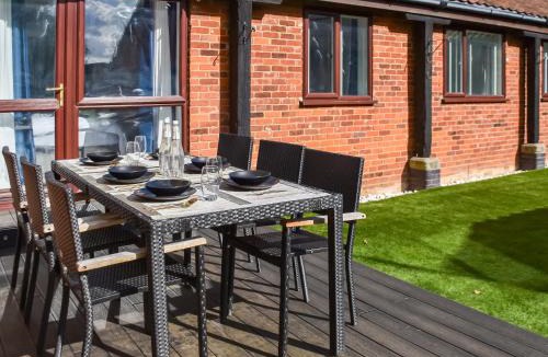Rackheath House | Barn Court