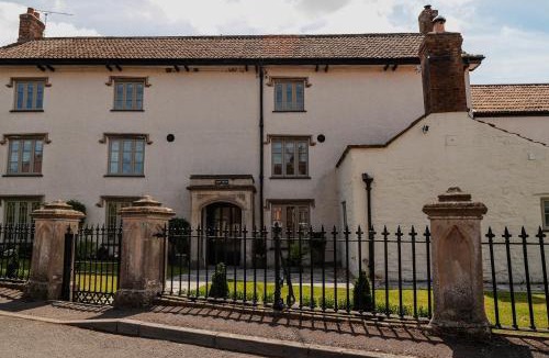 Aller House | Bath House