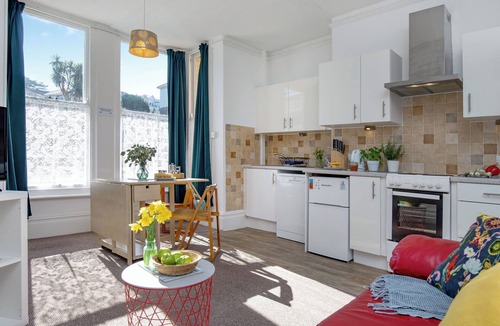 Roundham Apartment | Bay Tree View - UK51428