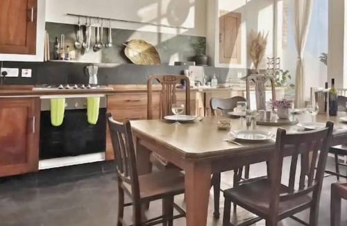 Ramsgate House | Beach front with parking - Ramgate