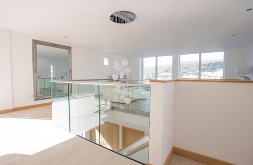 Challaborough House | Beachdown9