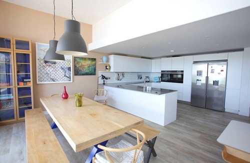 Hythe Apartment | Beachfront Penthouse 4 Bedroom in Hythe