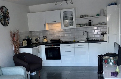 Millendreath Villa | Beachside accommodation just a few steps from the sea