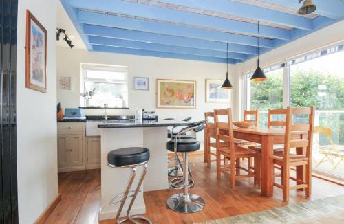 Polzeath House | Beachside