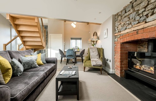 Much Marcle Cottage | Beautiful Cottage for couples, dog friendly, parking