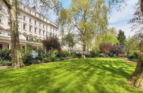 Churchill Apartment | Beautiful First Floor Apartment in Central London
