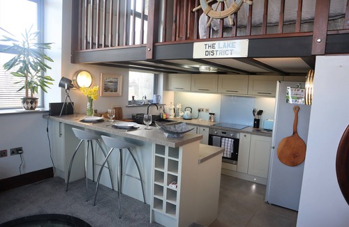 Meathop Apartment | Beautifully unique, perfect for solo travellers and romantic getaways.