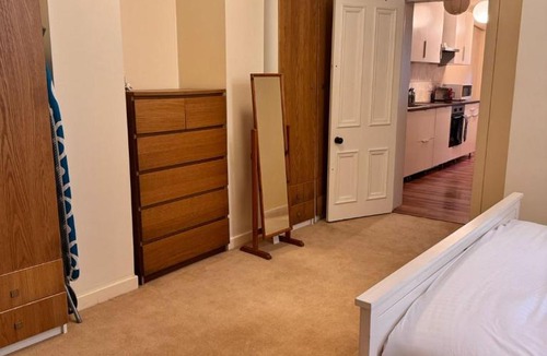 Headingley Apartment | BEC Chambers-Stone Villa