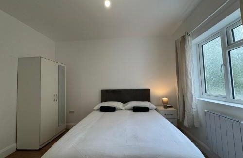 Wallington North Apartment | Beddington Serviced Accommodation