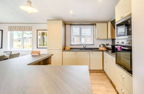 Carlton Miniott Cabin | Beech Waterside Spa (Pet), Thirsk