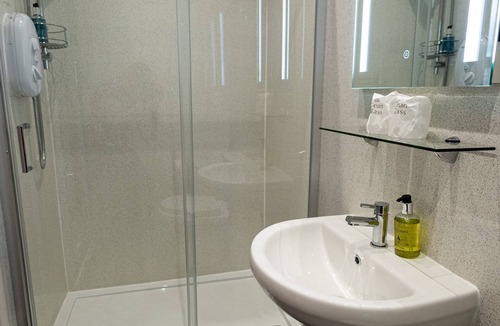 Roundham House | Beecroft Lodge