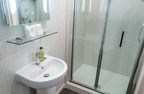 Roundham House | Beecroft Lodge