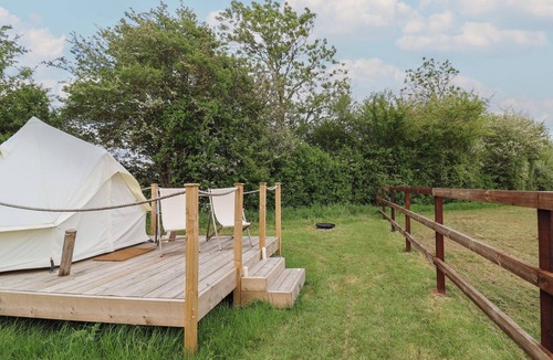 Ashton Keynes Cottage | Bell 3