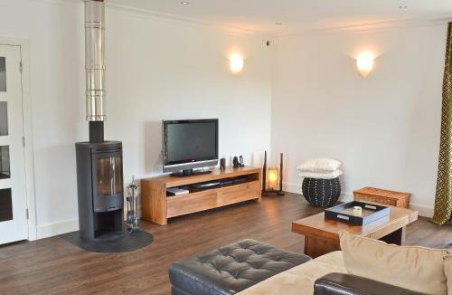 Castle Douglas House | Bengali