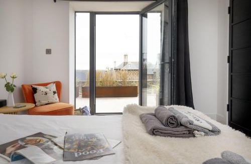 Hartland House | Berry Barn