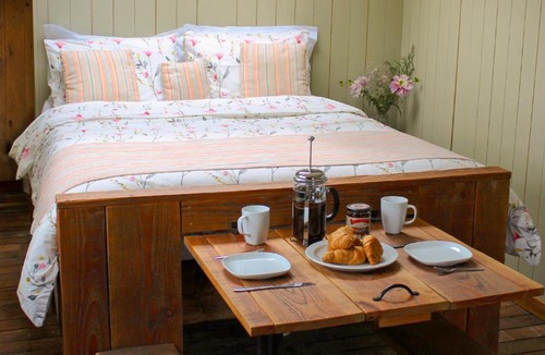 Lydney House | Bertha Shepherd's Hut