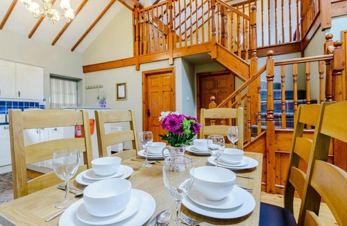 Bontnewydd House | Beudy - Uk31388