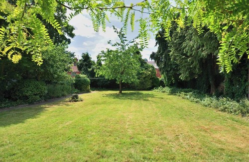 Hereford House | Big 3BR Central Pets Welcome