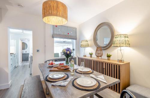 Lowestoft House | Big Skies