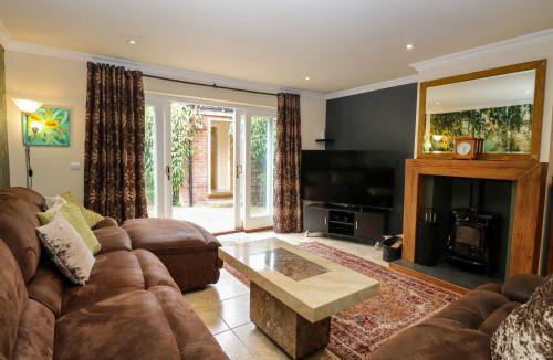 Brundall House | Birch Cottage