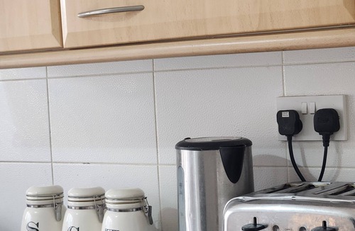 Great Barr House | Birmingham Contractor Stay, 5 Bed, Private Parking, Near M6, Groups