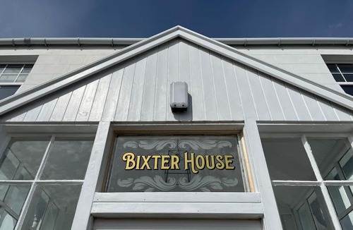 Bixter House | Bixter House - a spacious self-catering property