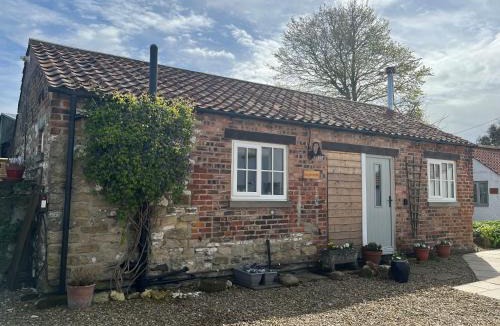 Muston House | Blacksmiths Cottages