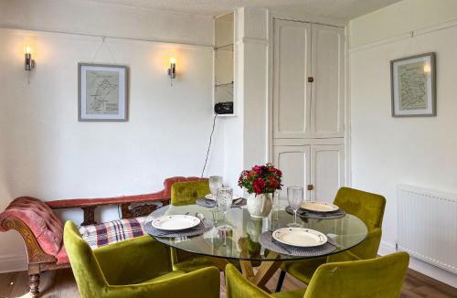 Penrith House | Blue Cherry Cottage