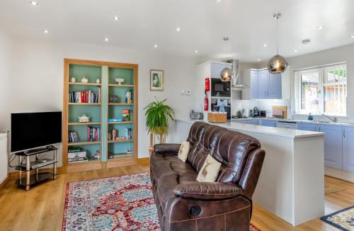 Fiddington House | Blue Inkle