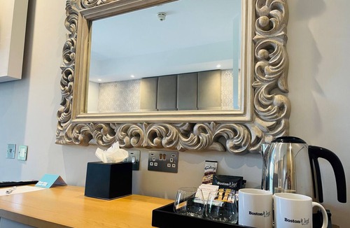 Frampton Hotel | Boston West Hotel