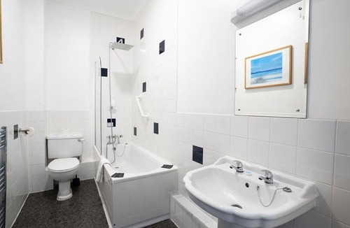 St Teath House | Bowood Park Hotel