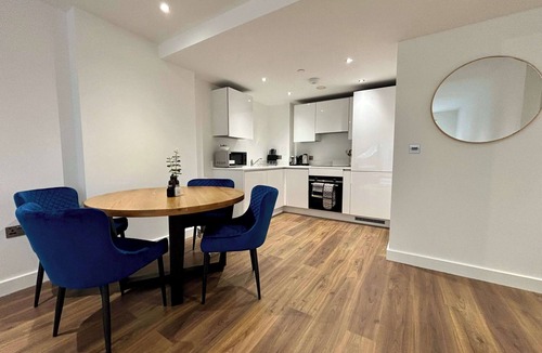 Bracknell Apartment | Bracknell 1 Bed | Nr Station & Ascot London Links