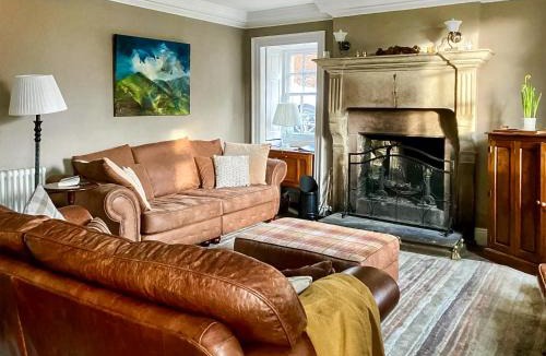 Birchover House | Bradley Hall