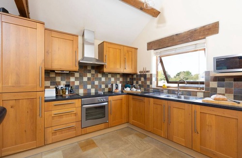 Wotton-under-Edge Cottage | Bramble Barn - dog friendly barn