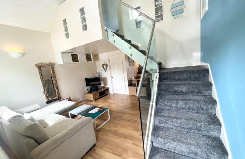 Newquay House | Bramble Cottage