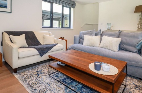 Bodmin House | BRAMBLES, pet friendly, country holiday cottage in Bodmin