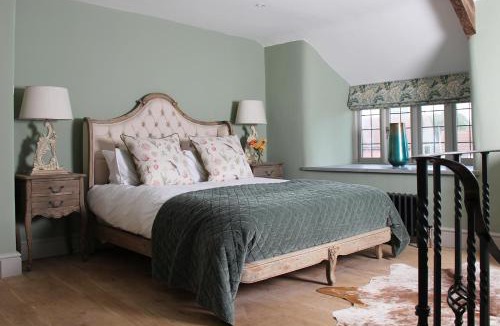 Horton House | Bramley Cottage at Stepps House