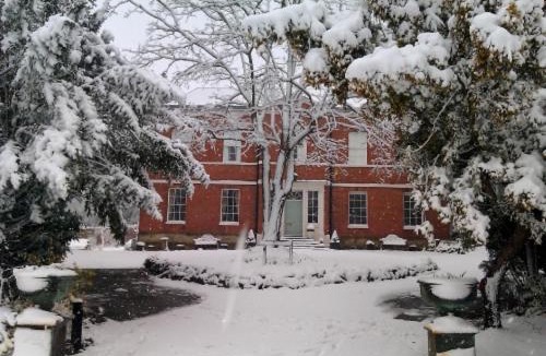 Breedon on the Hill Bed & Breakfast | Breedon Hall