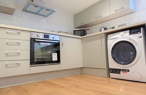King's Lynn House | Bricksage Rooms, King's Lynn The Walks