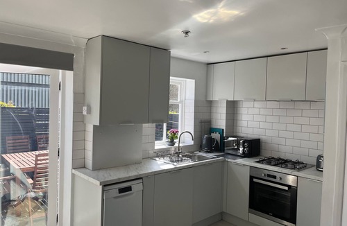 Brighton City Centre House | Brighton central house with free with free parking