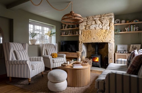 Broadway House | Broadway Scandi Chic Cottage