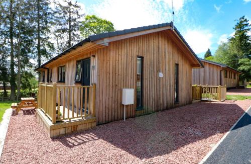 Otterburn House | Broken-Sky Lodge