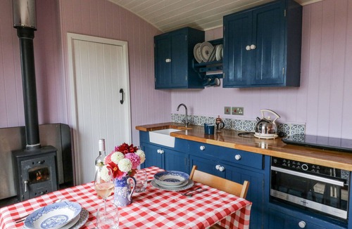 Glandyfi Cottage | Brondel Luxury Shepherd's Hut