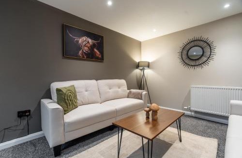 Lanark Apartment | Broom Cottage
