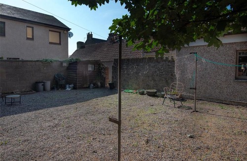 Broughty Ferry Apartment | Broughty Ferry Cottage - 2 bedrooms - By the River