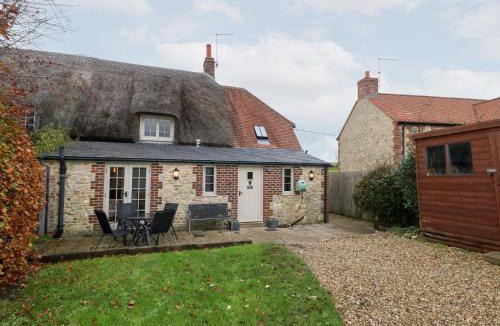Chaldon Herring House | Bubbs Cottage