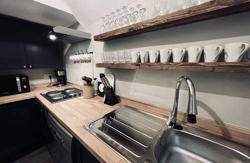 Aldsworth Cottage | Bucolic 5 bedroom Cotswold cottage in beautiful rural location